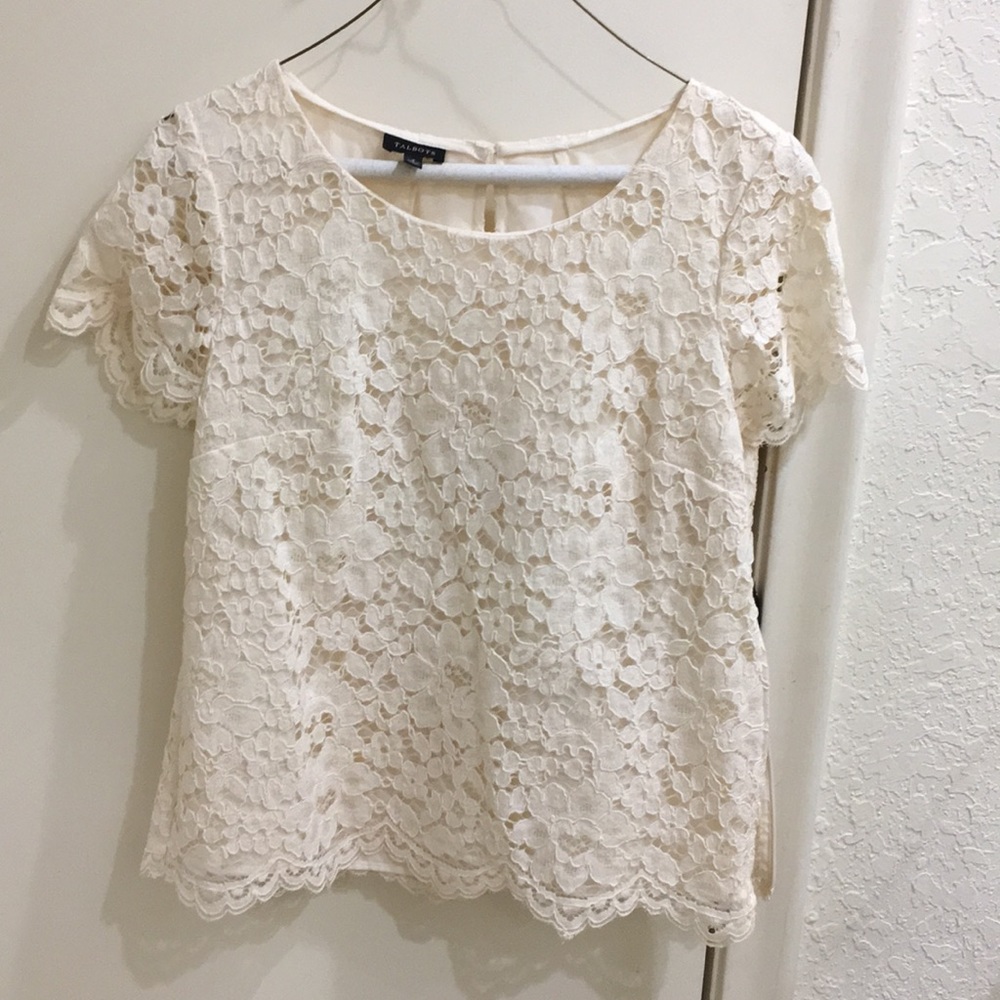 Ivory short sleeved lace top with side zipper